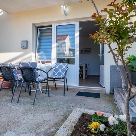 Apartmani Frane Неум Экстерьер фото