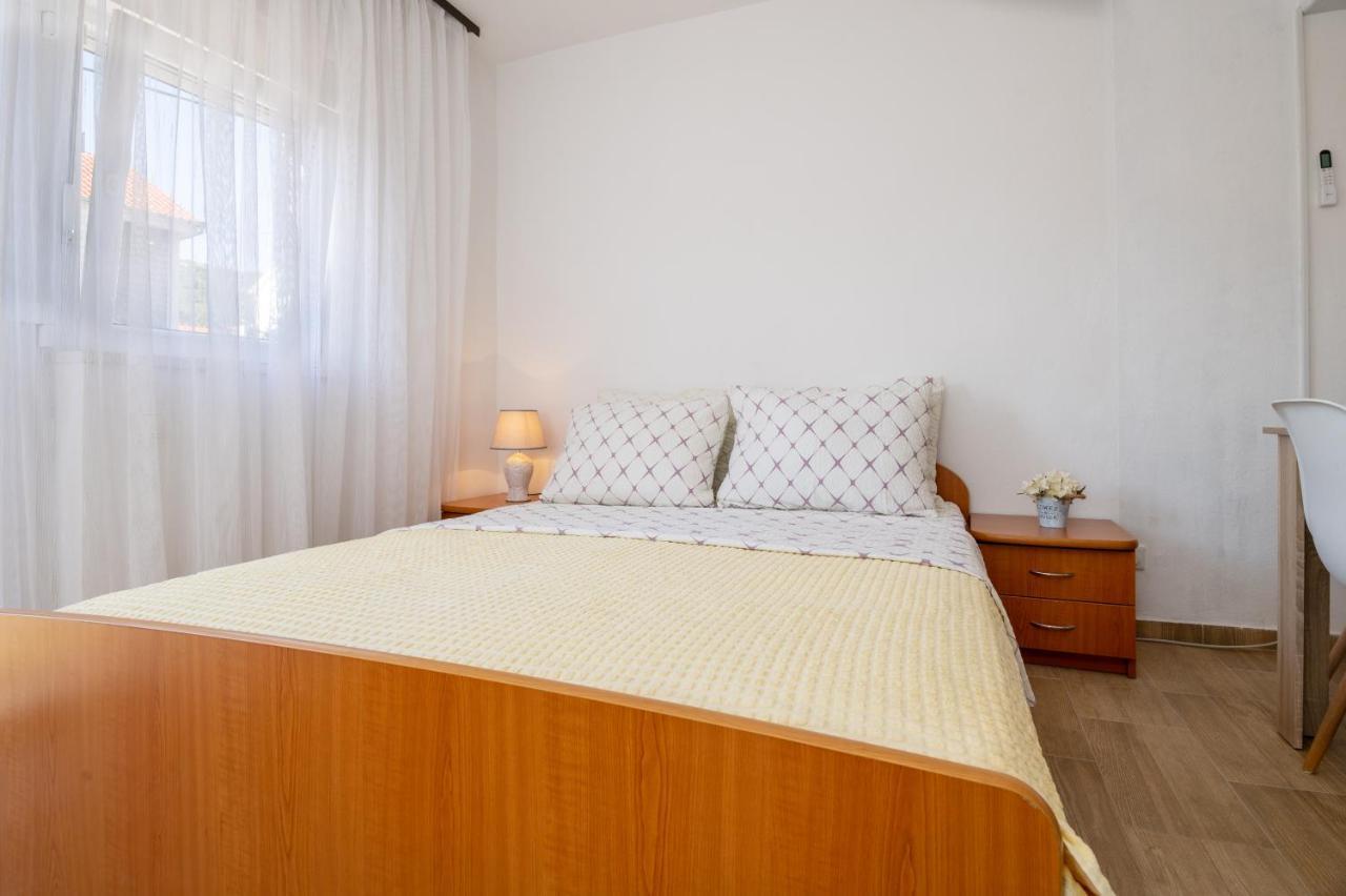 Apartmani Frane Неум Экстерьер фото